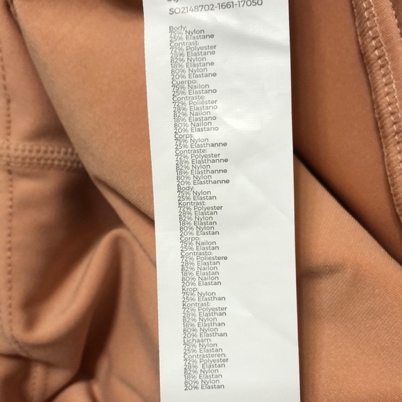 Women's Fabletics High- Waisted Motion 365 Run Athletic Short 6” - Picture 16 of 16